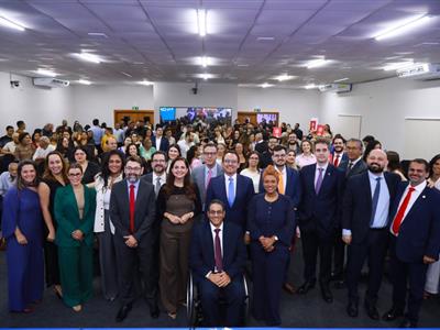 Notícia destaque: OAB-MT realiza a entrega de carteiras para novos profissionais no Dia do Advogado e da Advogada